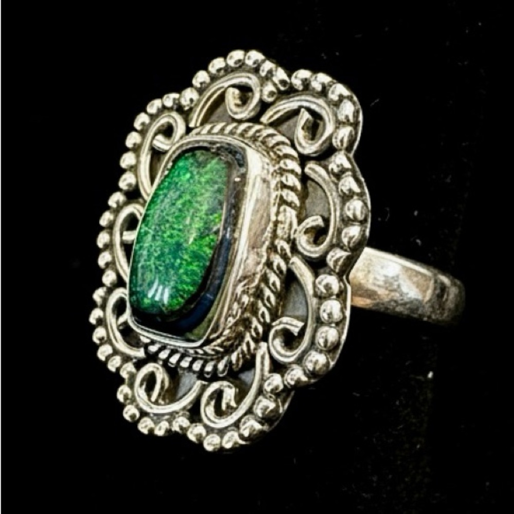 Elegant sterling Silver and Opal Statement Ring